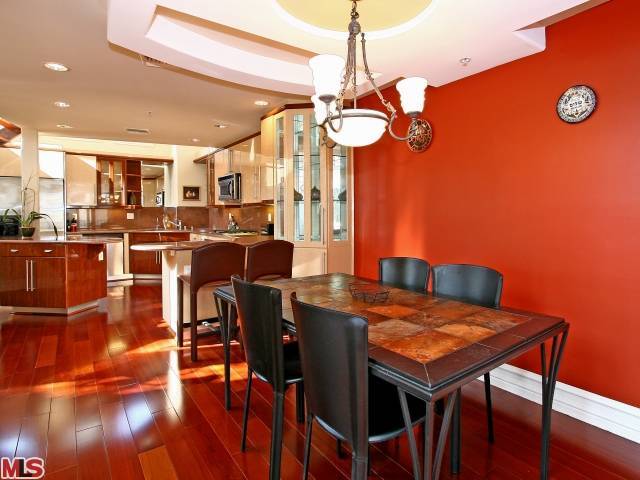 Building Photo - 933 15th Street