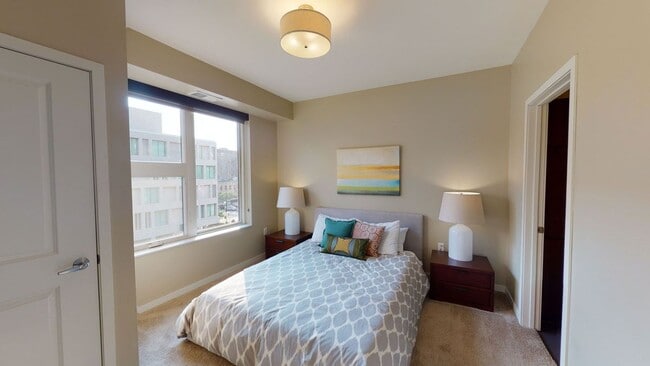 Building Photo - 222 Hennepin