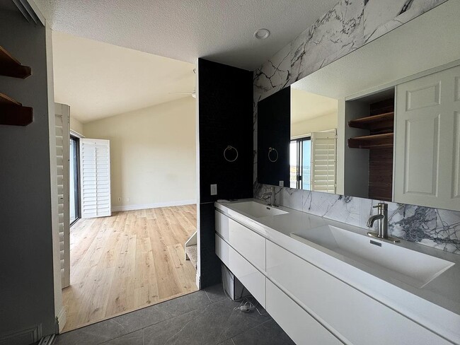Building Photo - 28 Ima Loa Ct