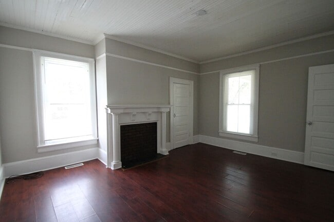 Building Photo - Exclusively Offered By Muse Realty Rentals, LLC