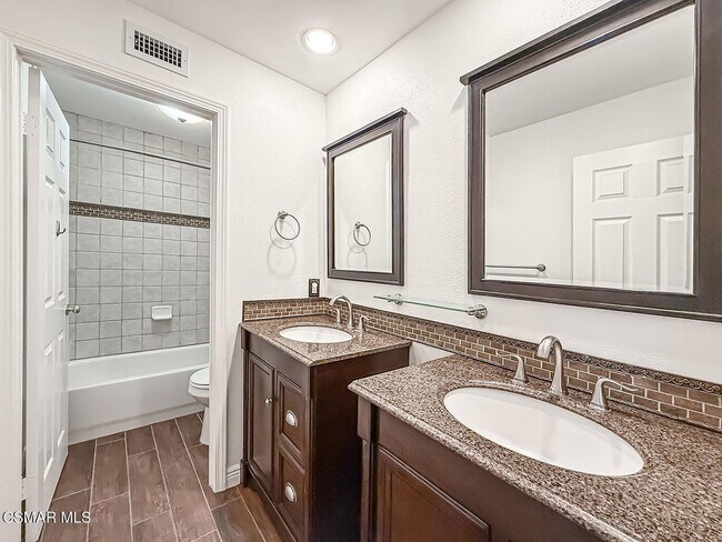 Building Photo - Beautiful Light and Bright Dos Vientos Home featuring 4 Bedrooms + 3 Bathrooms