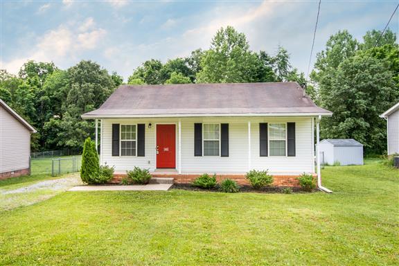 Covered Front Porch - 1805 Colt Dr