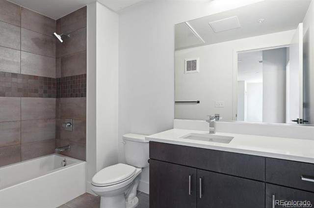 Building Photo - 1898 S Bannock St