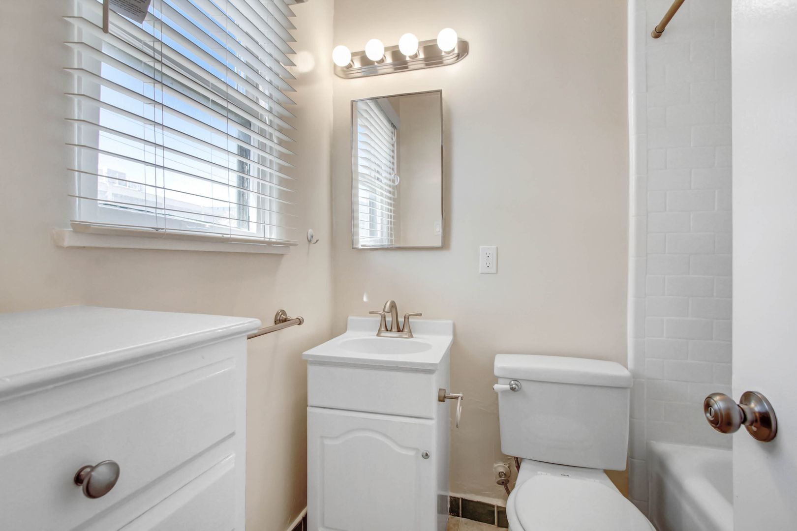 Building Photo - 2202-2206 20th St