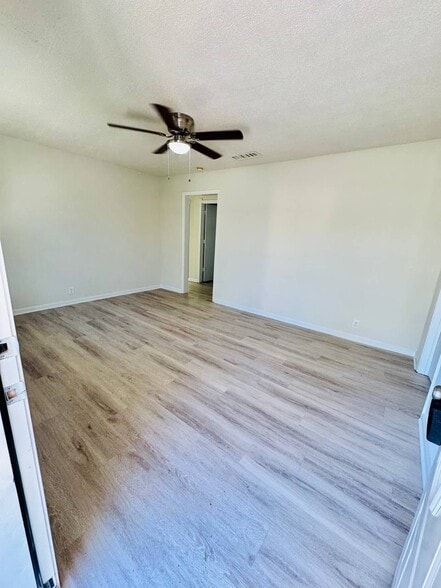 Building Photo - 1602 Klauke St