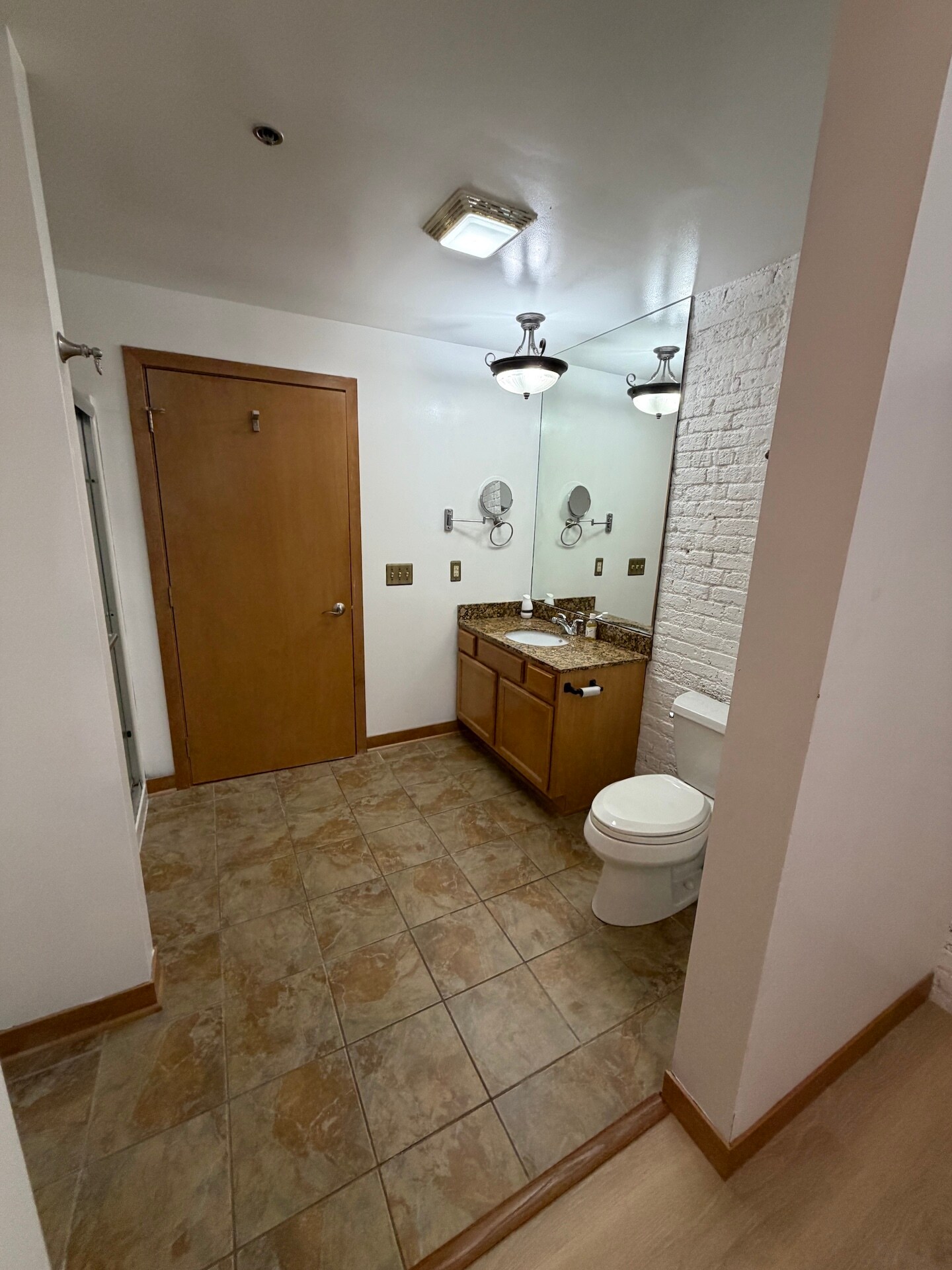 Building Photo - 720 S Marquette St