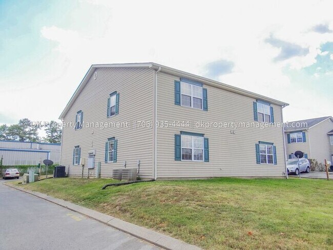 Building Photo - 503 Corey Cir