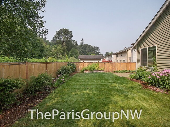 Building Photo - Delightful 2005 Cedar River Renton Rambler – Central A/C - Just 5min to Downtown!