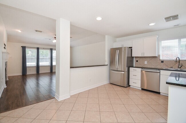 Building Photo - 14630 Windwood Park Ln