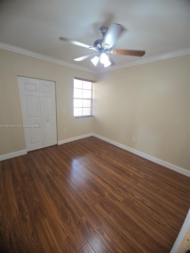 Building Photo - 2536 Centergate Dr