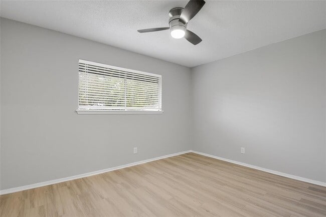 Building Photo - 5803 Lewood Dr