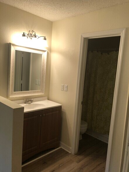 Building Photo - 12530 Equestrian Cir