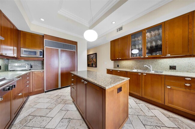 Building Photo - 19925 NE 39th Pl