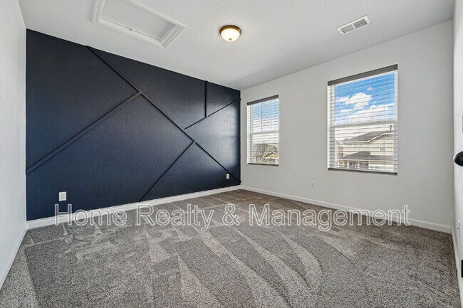 Building Photo - 9364 E 105th Ave