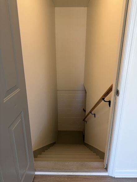 Building Photo - 157 Vulco Dr