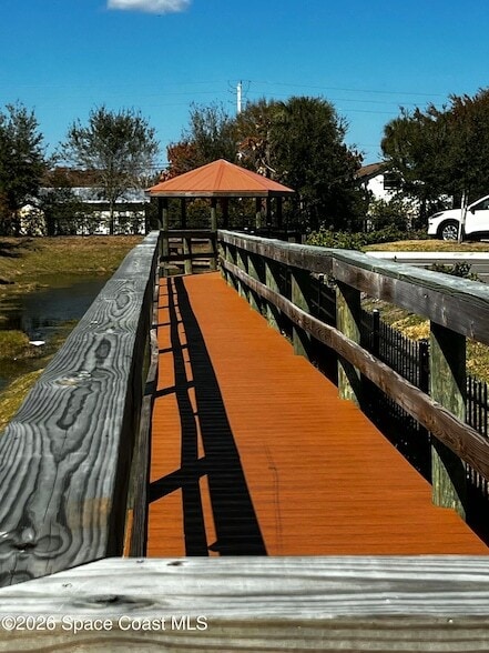 Building Photo - 735 Pilot Lane