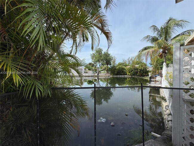 Building Photo - 7420 Big Cypress Dr
