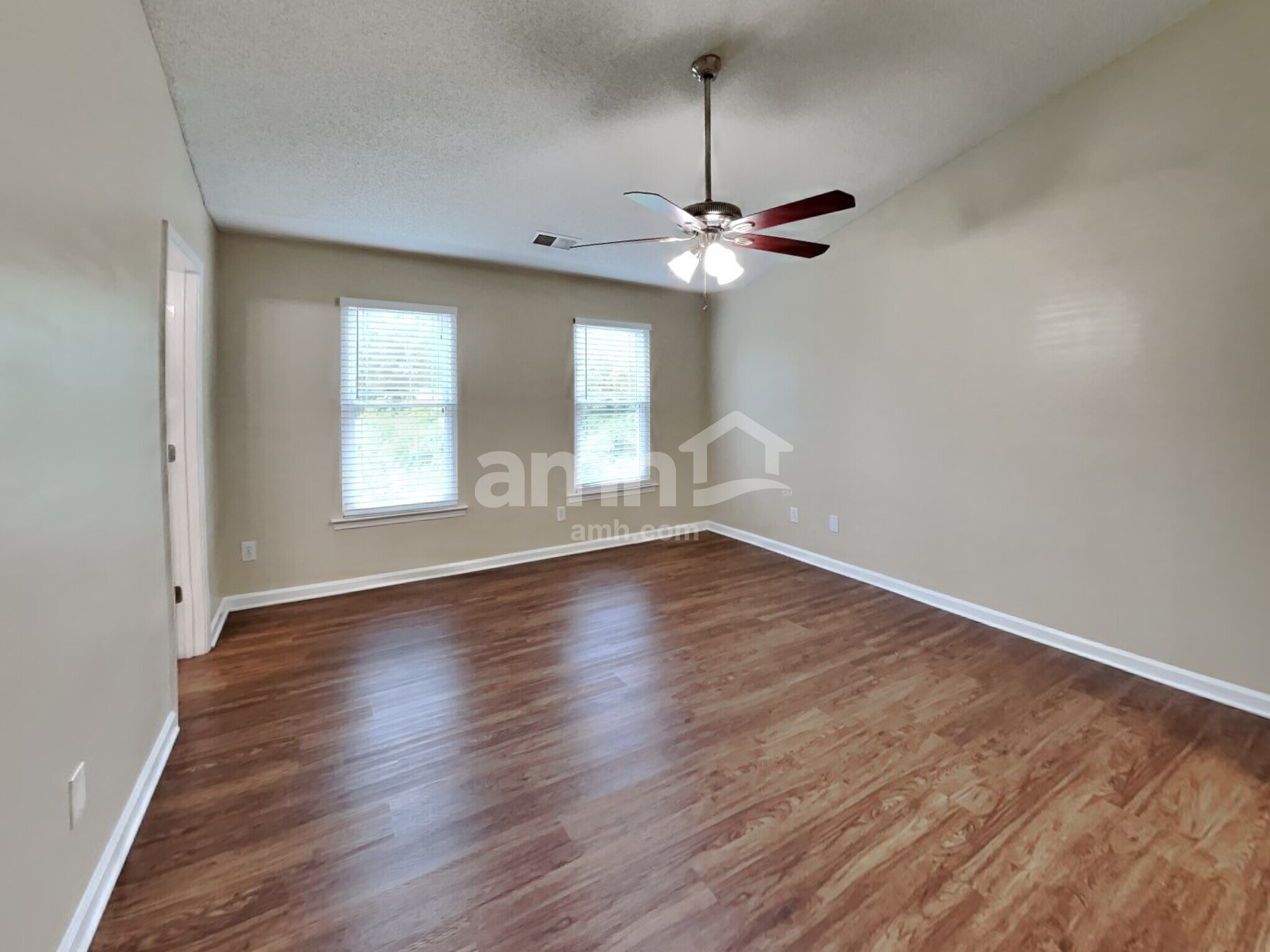 Building Photo - 11618 English Oak Ln