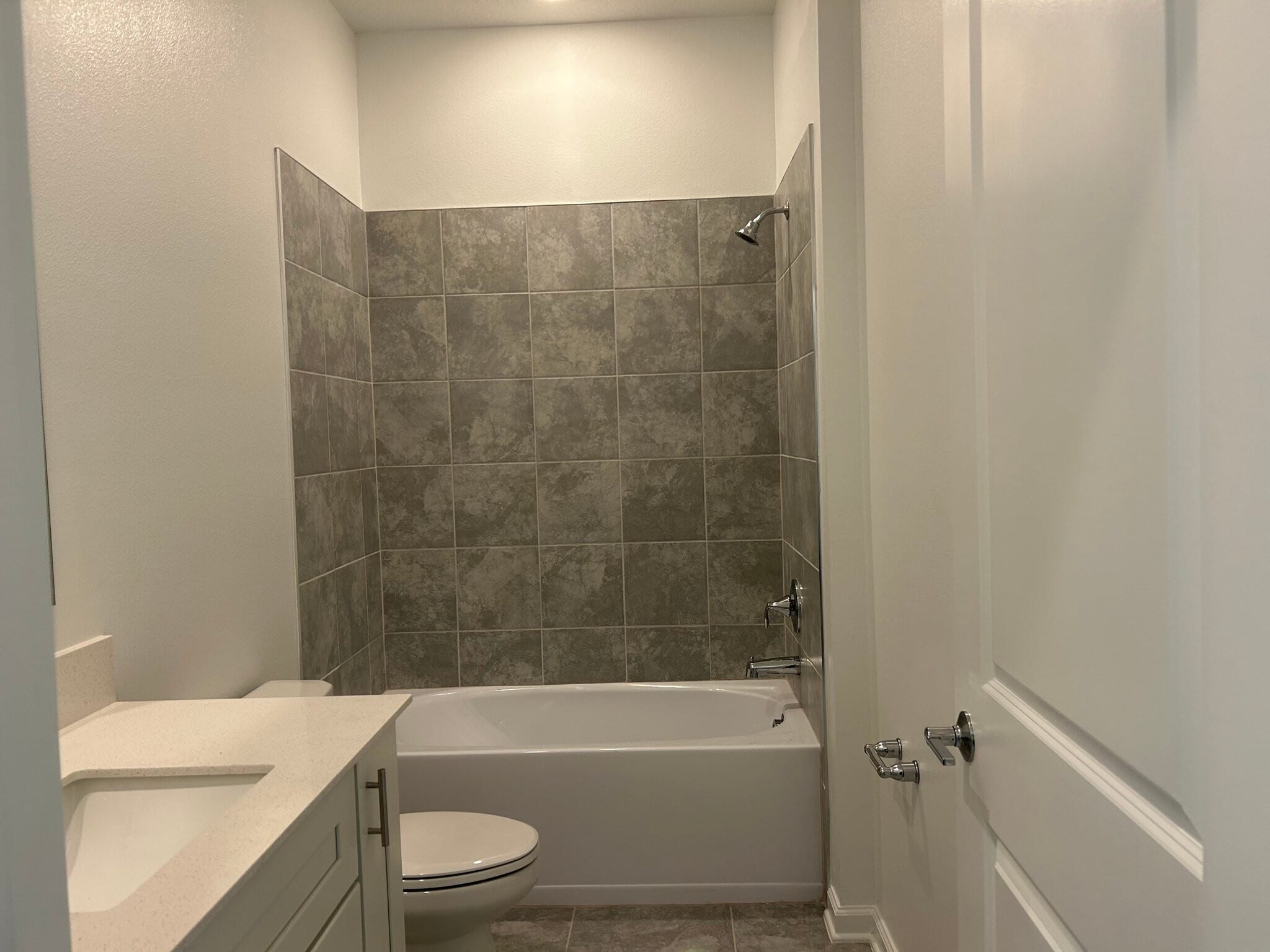 Building Photo - 2147 Sweet Honey Ln