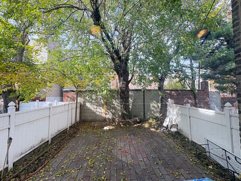 Unit 1 - 25 Bergen Ave