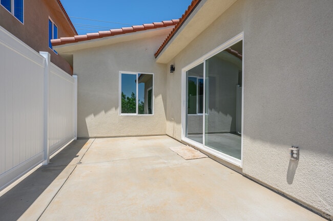 Building Photo - 12111 18th St