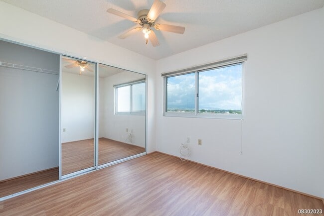 Building Photo - 3BR/1BA IN SECURED BLDG (Pets Negotiable) PLANTATION TOWN APTS (Waipahu)