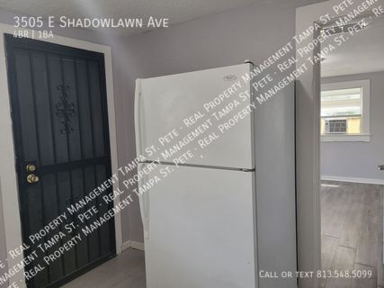 Building Photo - AVAILABLE FOR IMMEDIATE MOVE-IN