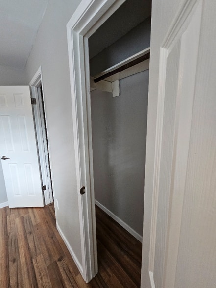 Building Photo - 19403 Youngtree Cir