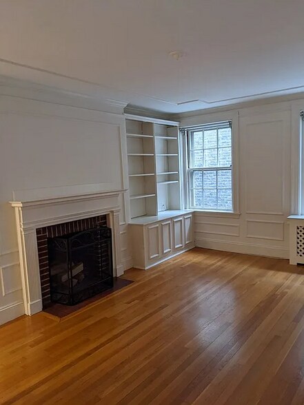 Building Photo - 97 Mt Vernon St