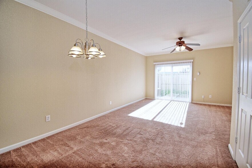 3 - 8905 Davis Rd