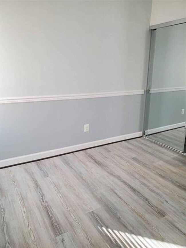 Building Photo - 3617 Springdale Ave