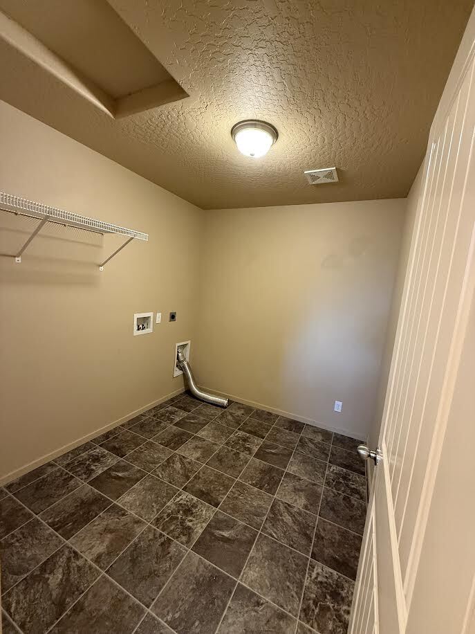 Building Photo - 3420 W Pescador Dr