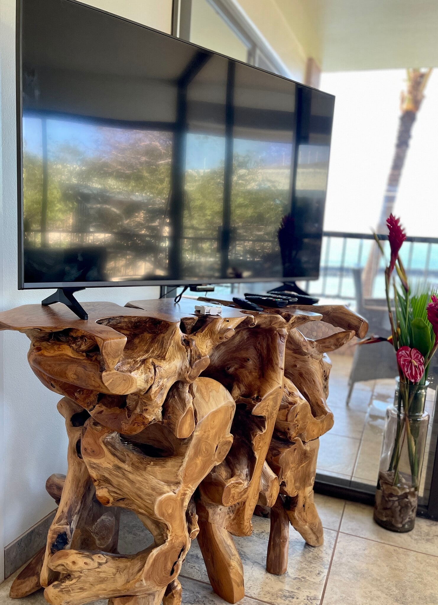 Building Photo - 30 Hauoli St