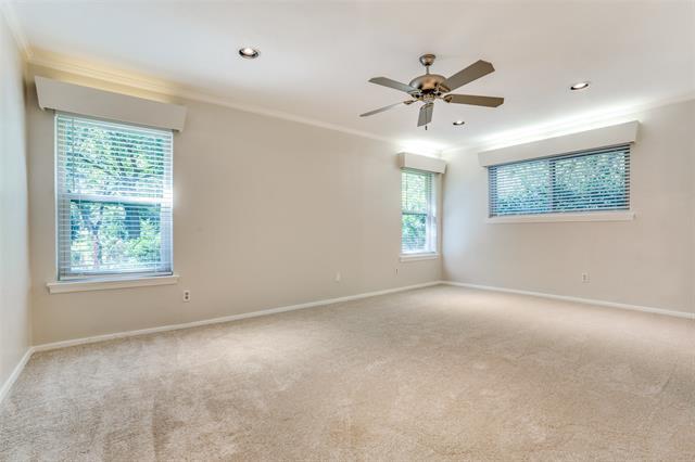 Building Photo - 10534 Royal Springs Dr