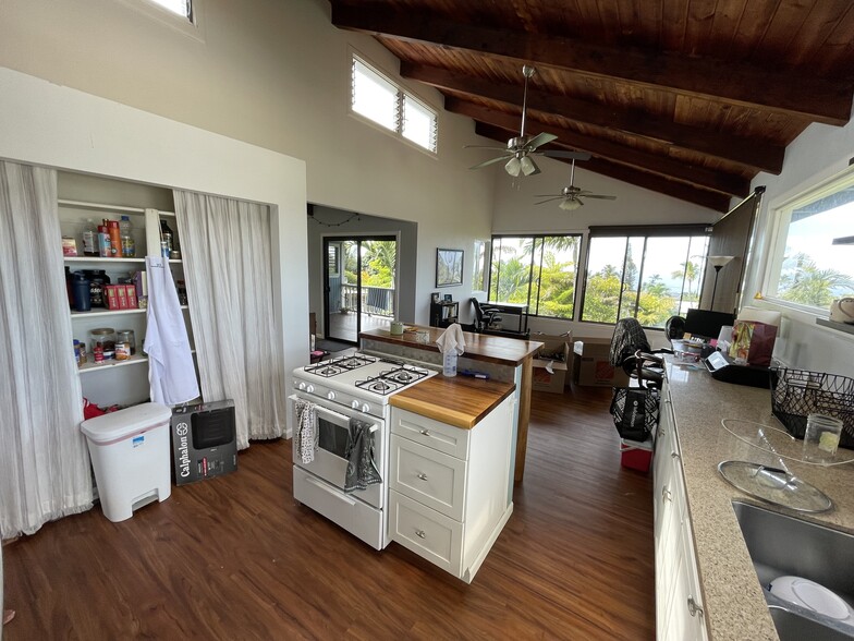 Top floor dining room - 75-5810 Olua Plz