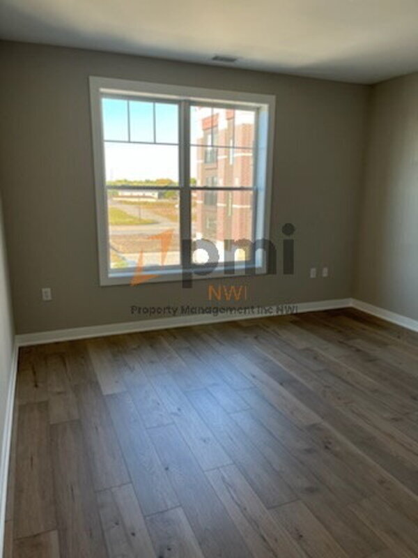 Building Photo - 9610 N Centennial Dr
