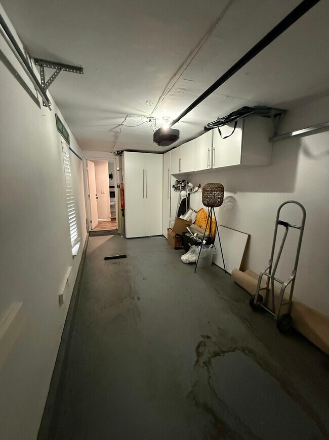 Building Photo - 1255 Detroit Ave