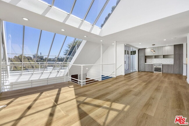 Building Photo - 4051 Weslin Ave