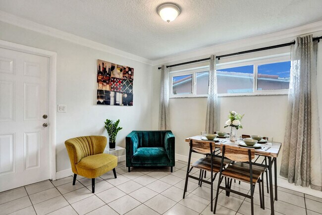 Building Photo - 5415 Harrison St