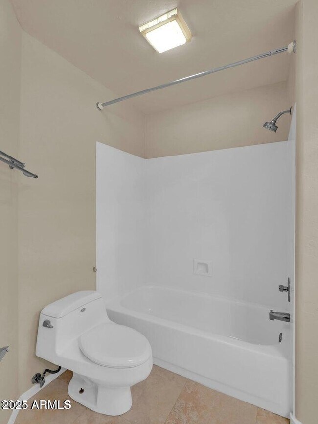 Building Photo - 11239 E Oberlin Way