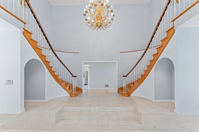 Building Photo - 501 Woodbine Rd