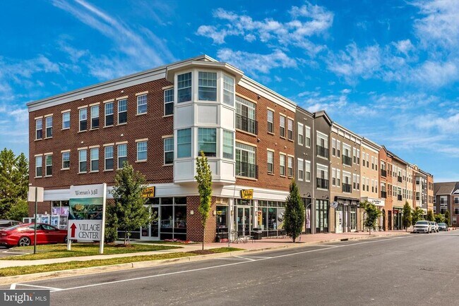 Building Photo - 2465 Bear Den Rd