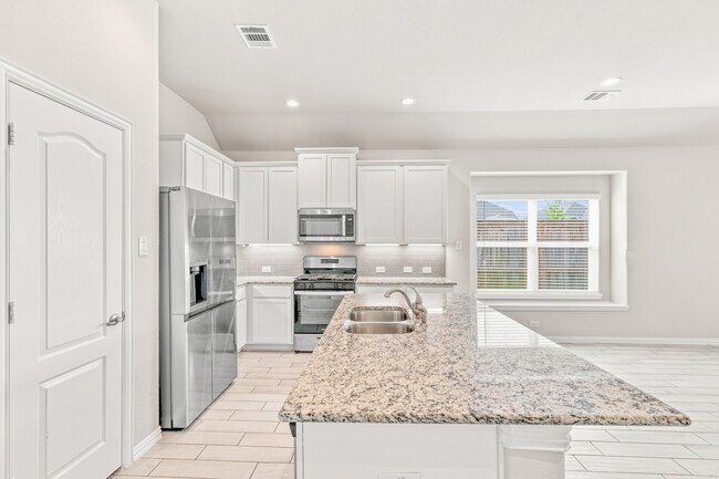 Building Photo - 13322 Sea Breeze Dr