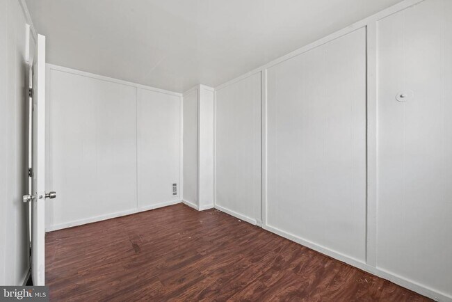 Building Photo - 220 N Luzerne Ave