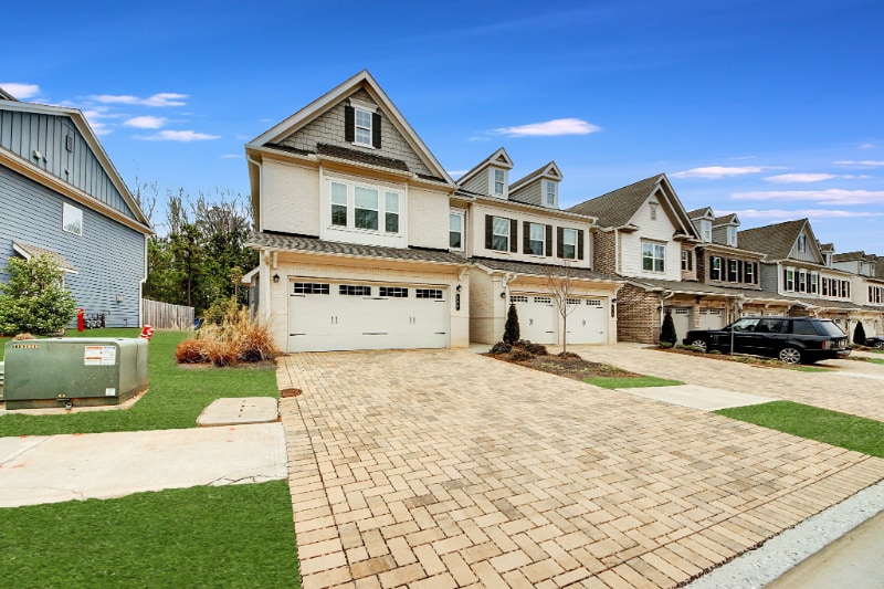 Building Photo - 180 Duval Dr