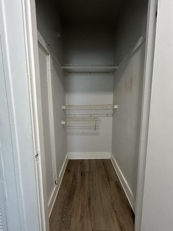 Building Photo - 2861 2nd Ave S