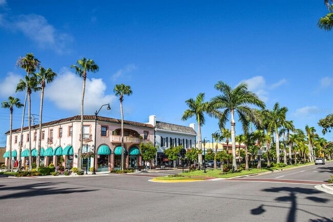 Building Photo - 940 Cooper St