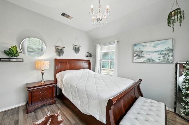 Building Photo - 26507 Grey Sparrow Dr