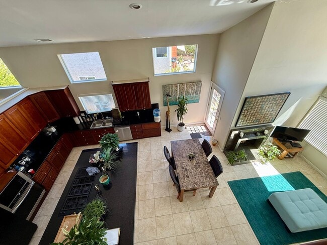 Building Photo - Rancho Penasquitos 6 Bedroom Home For Lease