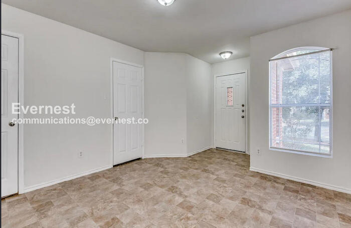 Building Photo - 5636 Liberton Ln